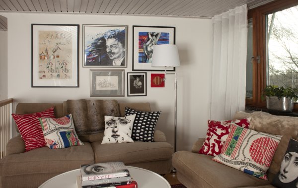 Orlando Cromo lámpara de pie De By Rydéns - Si la luz LED de Orlando ya no funciona, generalmente es porque el controlador LED est&aacute; defectuoso y no el chip LED.