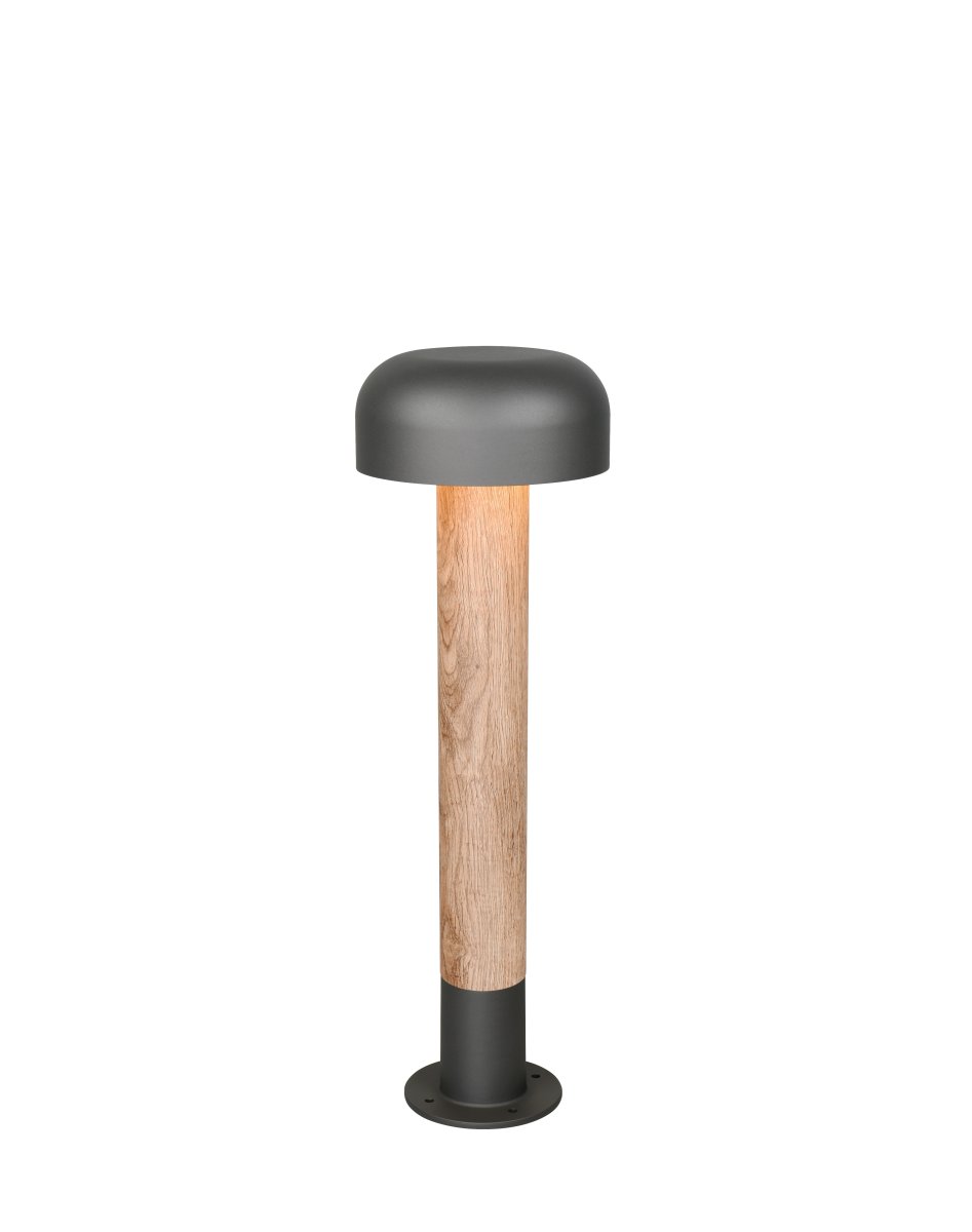 Fraser 54cm Imitación madera balizas De Trio Lighting - El acabado gris oscuro y la parte inspirada en la madera le confieren un car&aacute;cter c&aacute;lido y elegante.