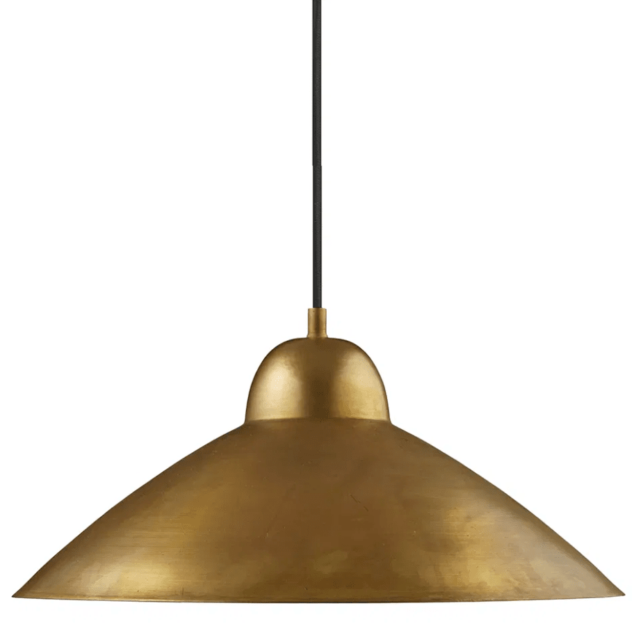 Studio Ø40 Latón crudo Lámpas de techo De H. Skjalm P - La l&aacute;mpara colgante Studio con marco de lat&oacute;n es una elegante l&aacute;mpara de techo con una silueta sencilla y hermosa.