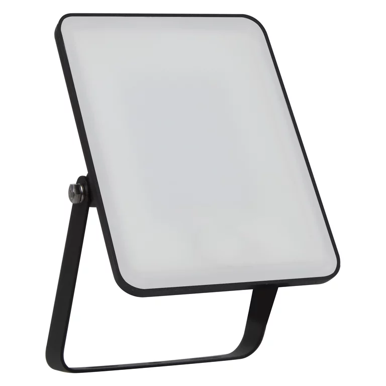 Floodlight Essential 20W Negro lámpara de exterior De Ledvance - Ideal para caminos de acceso, fachadas, garajes y otras &aacute;reas donde se requiere una iluminaci&oacute;n segura y confiable.