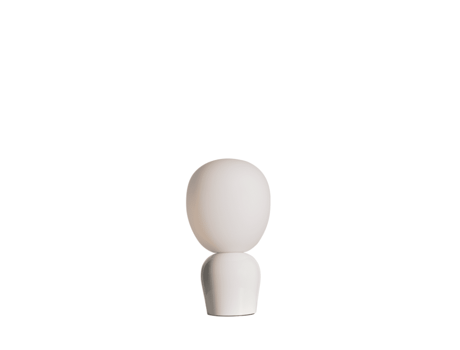Buddy 34cm Blanco lámpara de mesa De Belid - Con su luz uniforme y su sofisticado dise&ntilde;o, Buddy se integra armoniosamente en cualquier hogar: una compa&ntilde;era que irradiar&aacute; luz y personalidad durante generaciones.