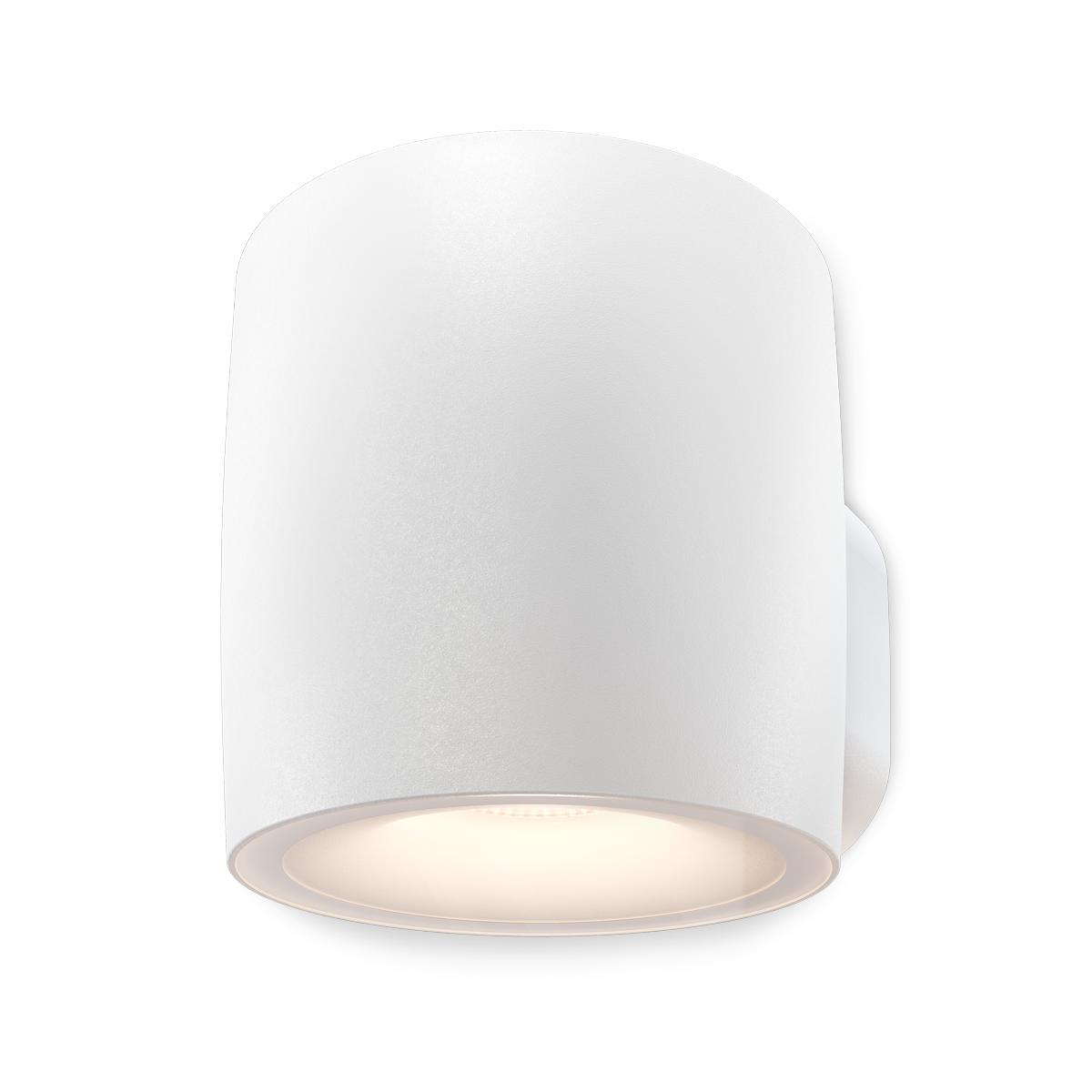 Aplique de pared OUT 1 Blanco De Plejd - Gracias a la bater&iacute;a de respaldo integrada, las funciones de temporizador, como el Astrotimer, permanecen activas incluso en caso de un corte de energ&iacute;a en el sistema Plejd.