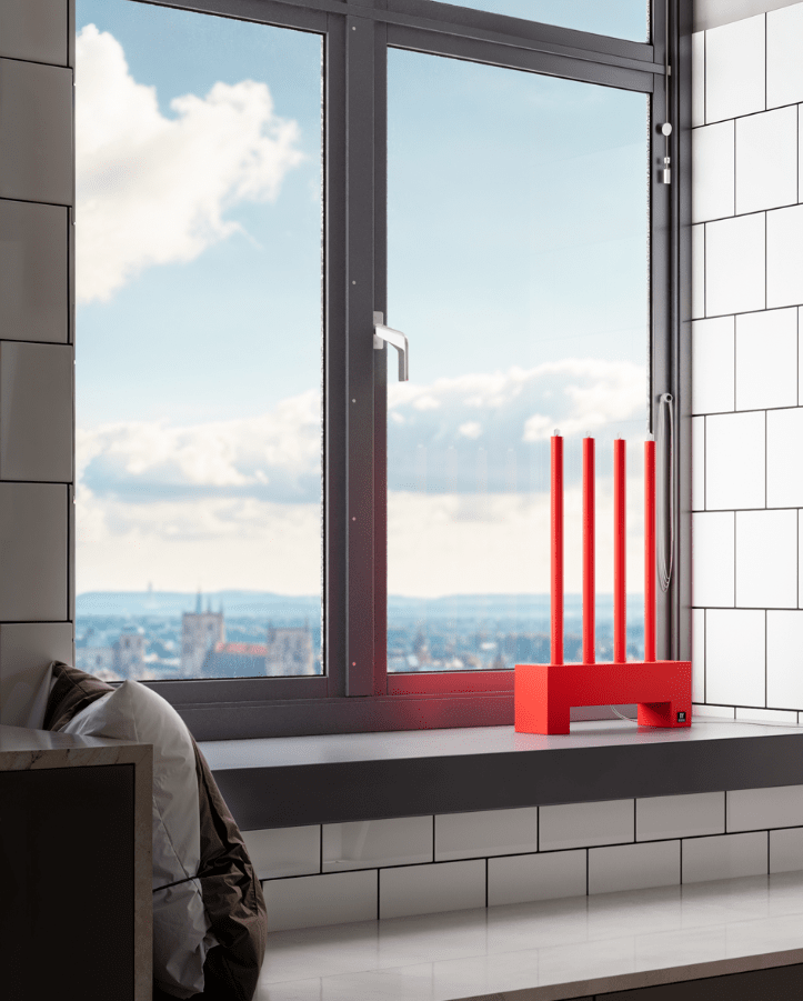 Twinkle ROJO De By Rydéns - Realza tu interior con el candelabro Twinkle y deja que tu habitaci&oacute;n brille con elegancia.