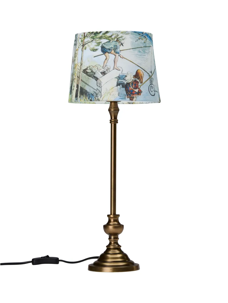 Andrea 53cm Beige lámpara de mesa De PR Home - La lámpara de mesa Andrea, junto con la pantalla Kraftfangst, crea una apariencia elegante y se convierte en el centro de atención de la habitación.