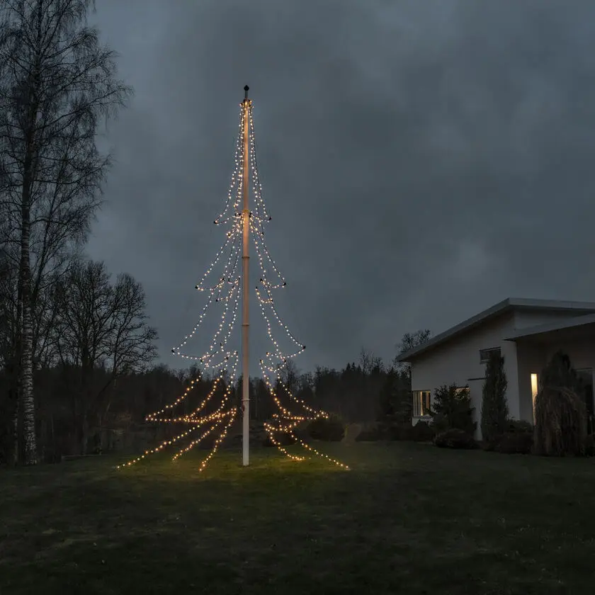 Iluminación Para Asta De Bandera amber 13m Negro De Konstsmide - Bucle para asta de bandera con 5 bucles y 136 luces LED de color ámbar en elegante forma de abeto.