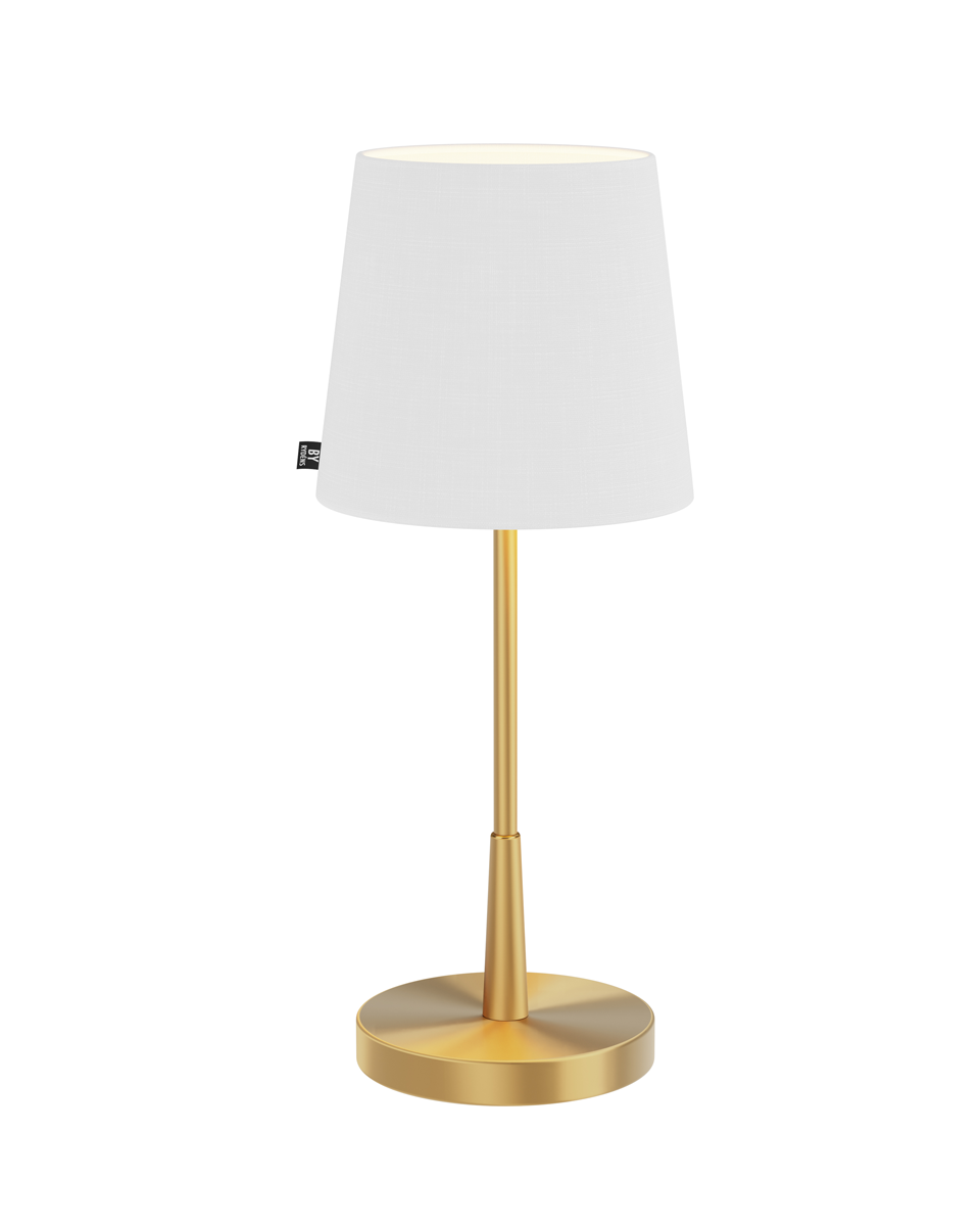 Lumi 48cm Oro lámpara de mesa De By Rydéns - La combinaci&oacute;n de una pantalla blanca, que proporciona una hermosa distribuci&oacute;n de la luz, y la base de la l&aacute;mpara de lat&oacute;n le da elegancia a la habitaci&oacute;n.