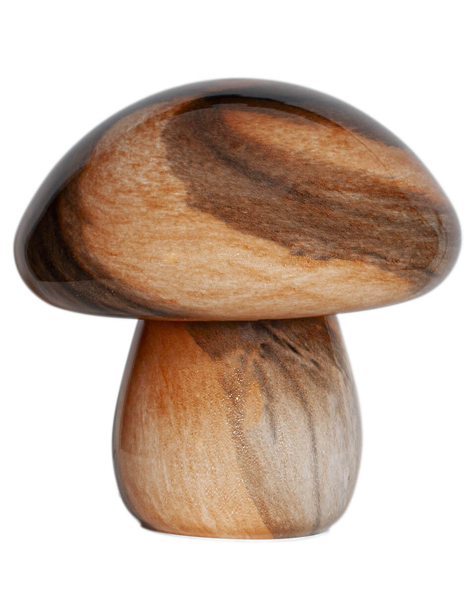 Mira Mushroom 30cm Naturaleza lámpara de mesa De By Rydéns - La l&aacute;mpara no es solo una fuente de luz funcional, sino tambi&eacute;n un detalle art&iacute;stico que resalta su interior con su dise&ntilde;o inspirado en la naturaleza y su calidad artesanal.