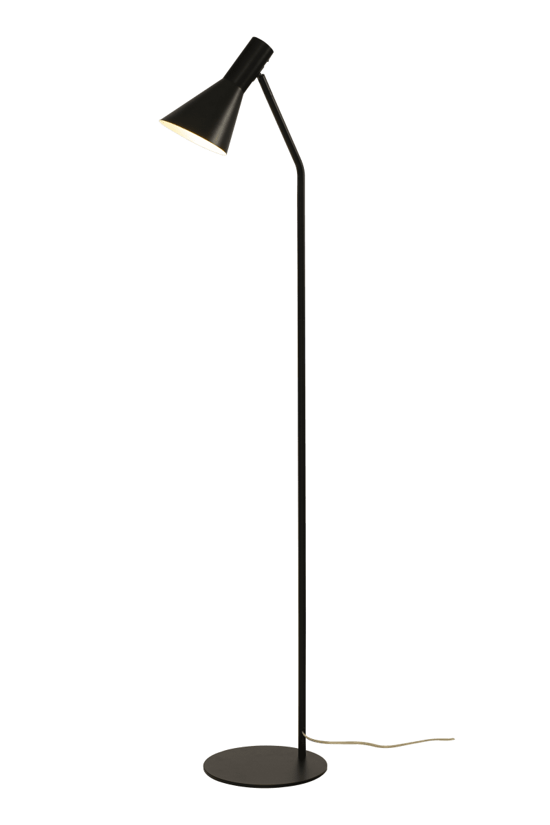 Ceres Negro lámpara de pie De Aneta Lighting - La base plana de la l&aacute;mpara y la elegante pantalla de metal crean una apariencia moderna que se adapta perfectamente a su hogar.