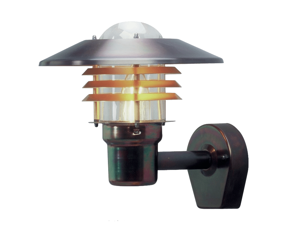 Tellus Cobre oxidado lámpara de exterior De Westal - La lámpara de pared Tellus es una lámpara de diseño sueco con un casquillo E27 y una pantalla de cristal transparente que rodea la fuente de luz.