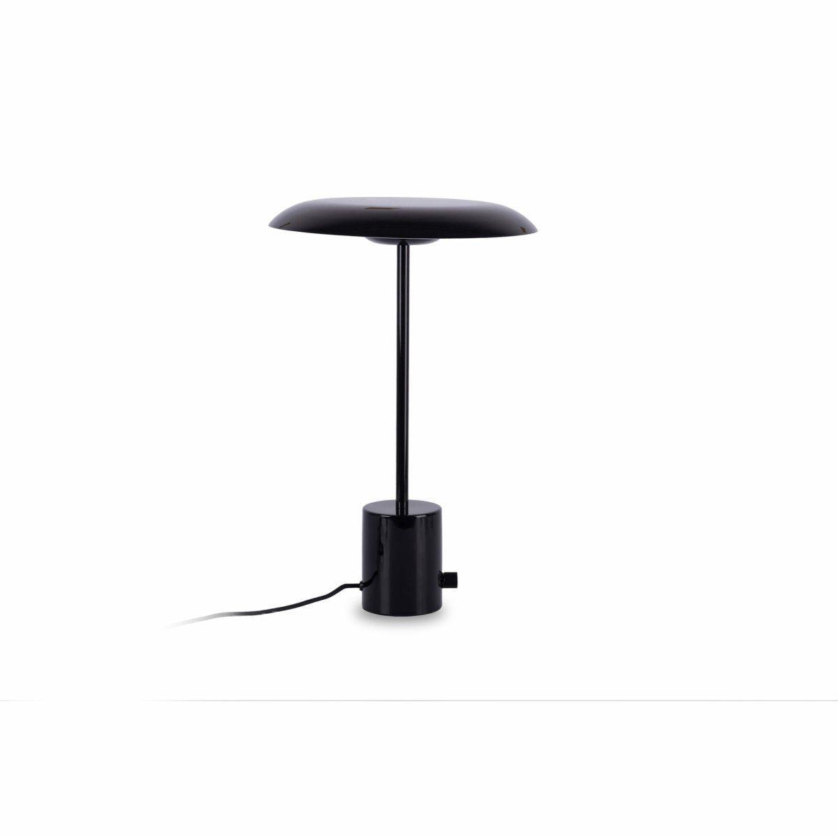 Hoshi 40cm Negro lámpara de mesa De Faro Barcelona - Hoshi es una l&aacute;mpara de dise&ntilde;o con una silueta elegante, una base robusta y un LED integrado (12 W, 2700 K) que emite una luz c&aacute;lida y agradable.