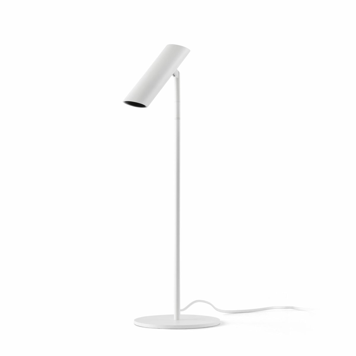 Leo 48cm Blanco lámpara de escritorio De Faro Barcelona - Leo es una l&aacute;mpara de mesa blanca con LED integrado que combina versatilidad y dise&ntilde;o moderno.