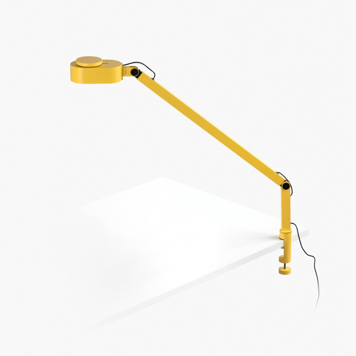 Inviting 86cm Amarillo lámpara de pinza De Faro Barcelona - Inviting es una serie de iluminaci&oacute;n flexible de Bohman&amp;Folenius que se adapta a tus necesidades y estados de &aacute;nimo.