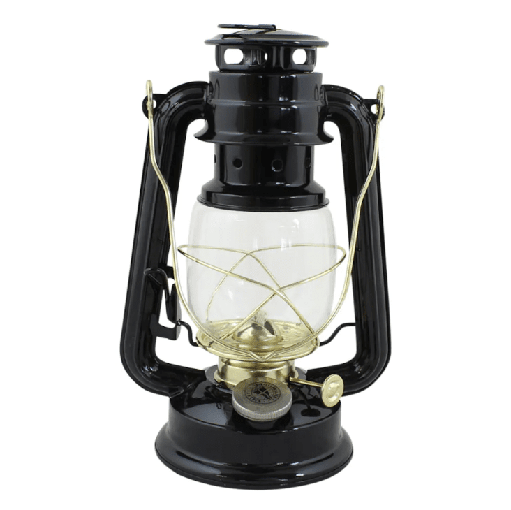 Storm Lantern small Negro De Strömshaga - Peque&ntilde;a l&aacute;mpara de tormenta/l&aacute;mpara de queroseno en color negro con detalles de lat&oacute;n.