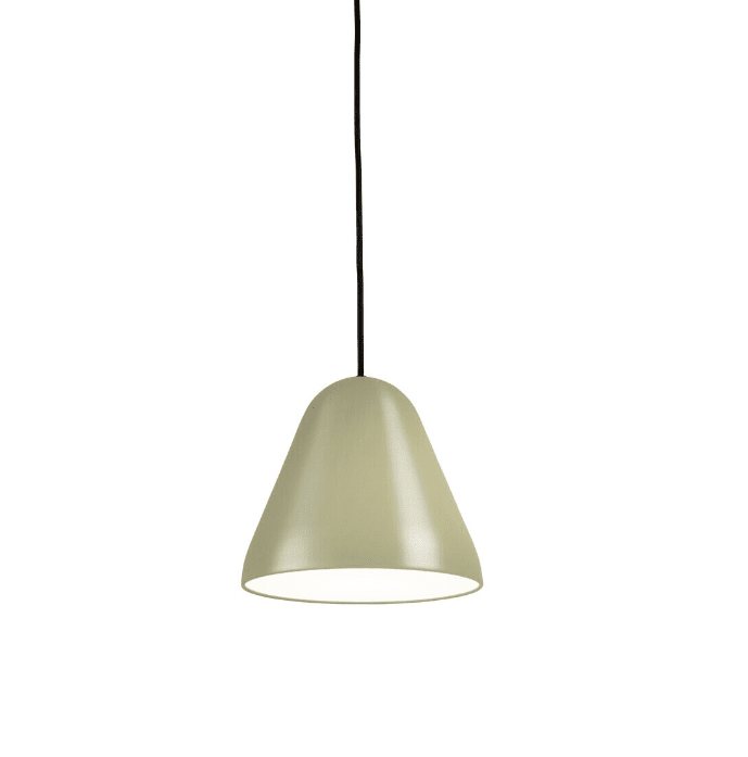 Enna Ø22 Verde Lámpas de techo De Airam - El difusor debajo de la pantalla distribuye la luz de forma suave y atmosf&eacute;rica.