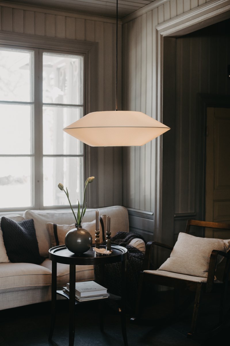 Pollux Pantalla S/Colgante Ø75 Blanquecino Lámpas de techo De Alde & Lind - Una elegante y moderna pantalla de techo que combina con cualquiera de las numerosas l&aacute;mparas de suspensi&oacute;n de Alde&amp;Linds.