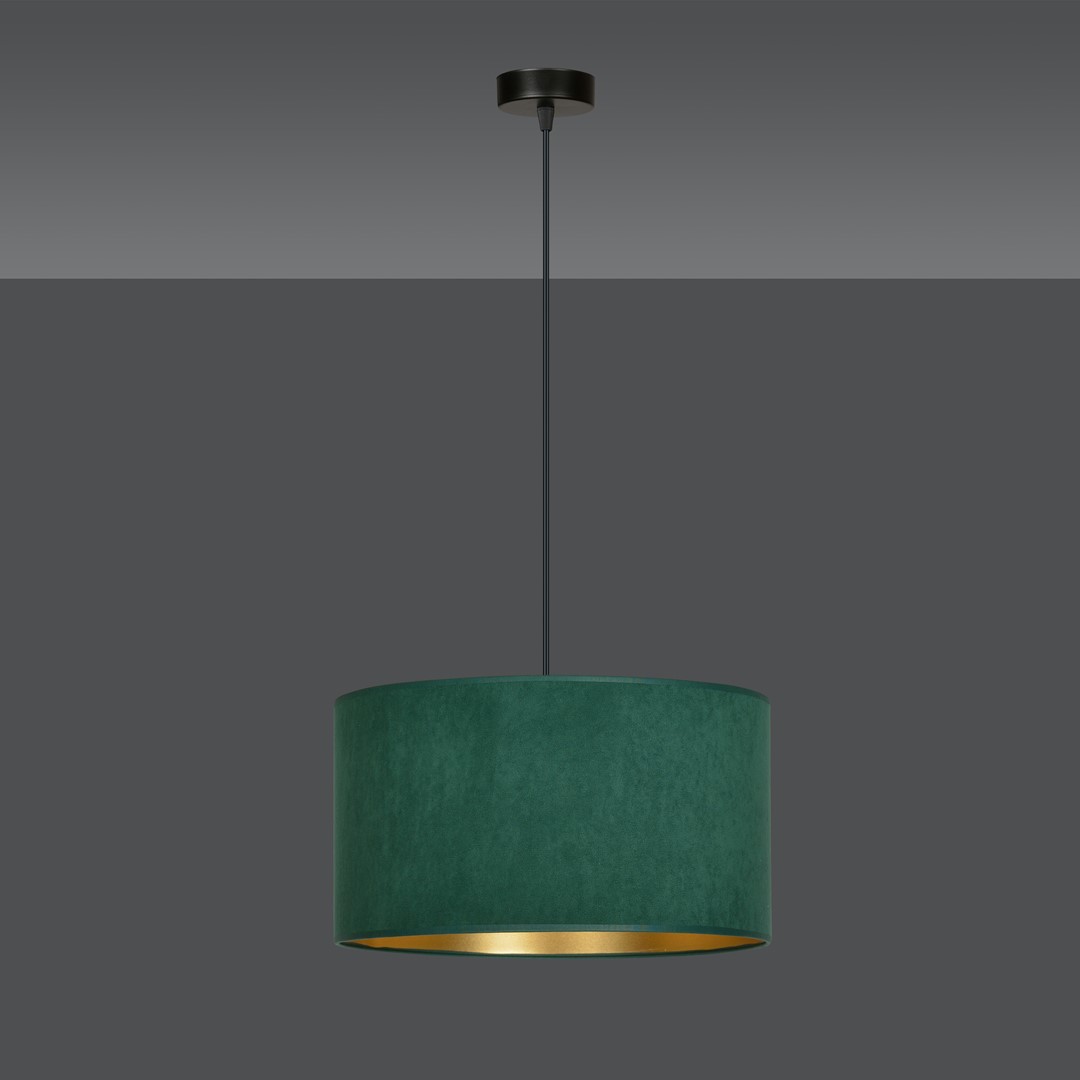 Hilde Ø35 Verde Lámpas de techo De Emibig Lighting - La construcci&oacute;n simple y la elegante combinaci&oacute;n de colores hacen de Hilde una opci&oacute;n vers&aacute;til que se adapta a muchas habitaciones y estilos diferentes.