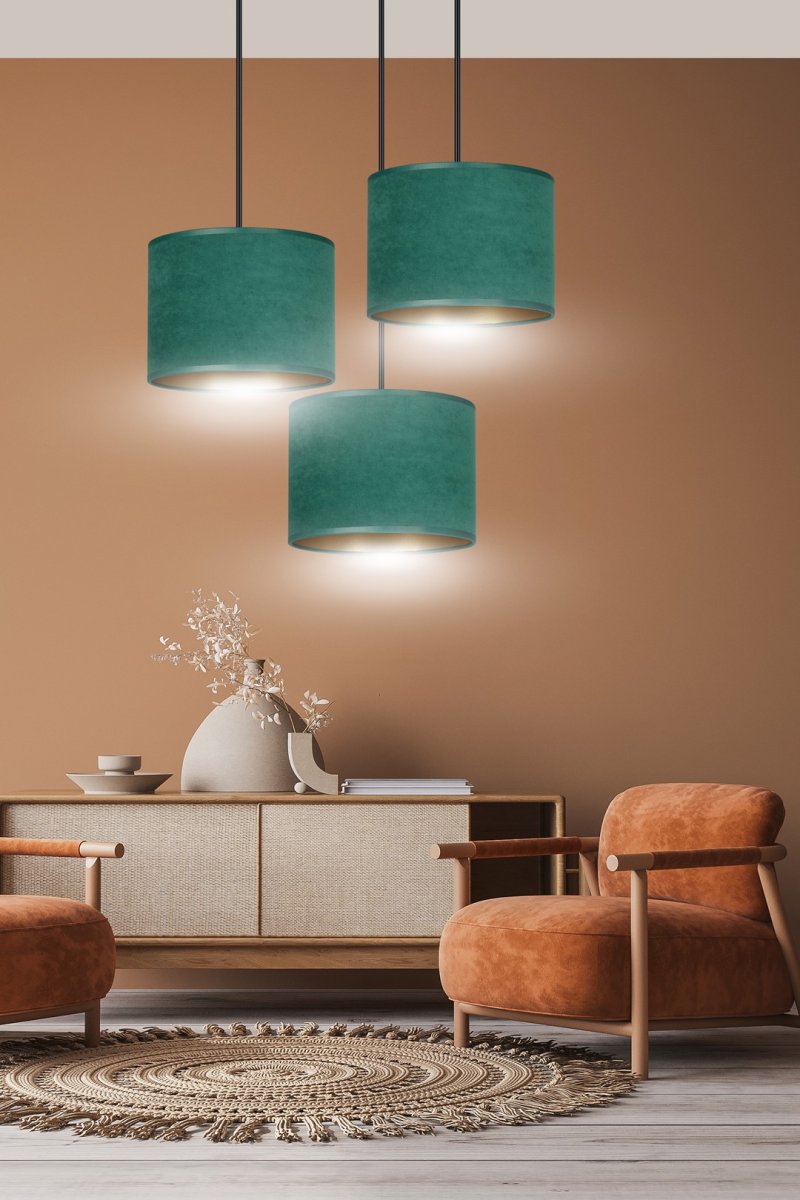 Hilde Ø50 Verde Lámpas de techo De Emibig Lighting - La construcci&oacute;n simple y la elegante combinaci&oacute;n de colores hacen de Hilde una opci&oacute;n vers&aacute;til que se adapta a muchas habitaciones y estilos diferentes.