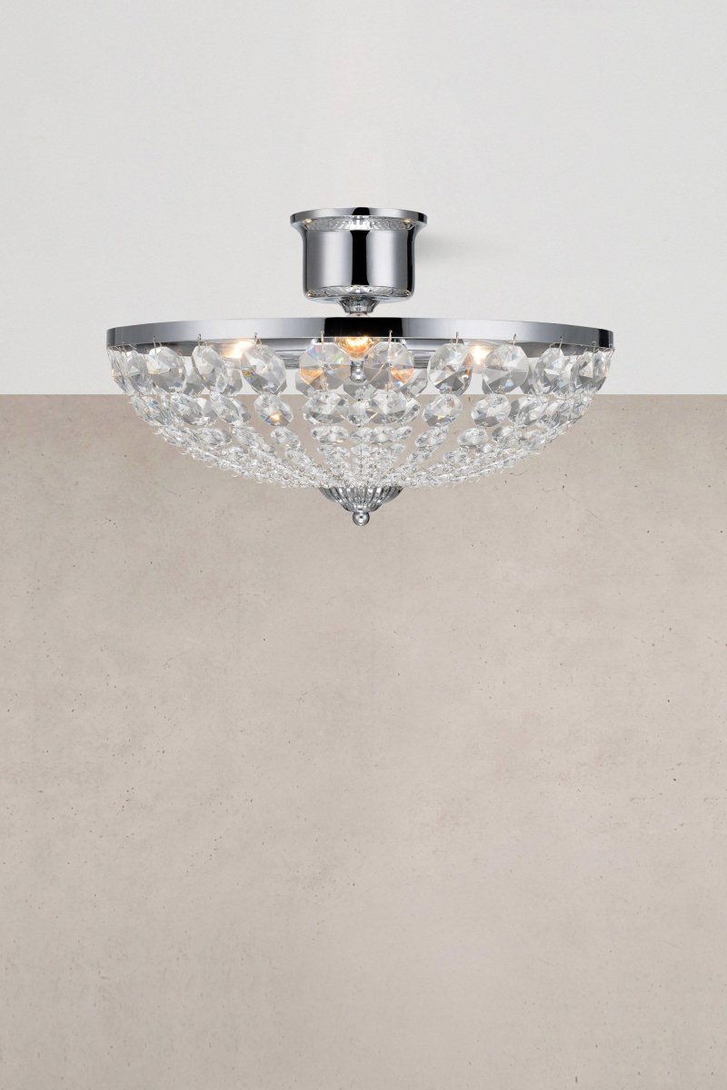 Gränsö Ø40 Cromo cristal De Markslöjd - Una hermosa lámpara de techo de cristal realizada en metal cromado con prismas de vidrio cortados a máquina.