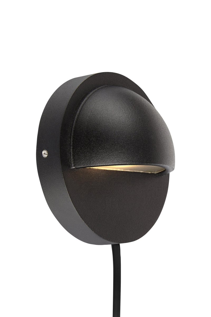 Iluminación De Fachada 3W Negro Garden 24 De Markslöjd - Aplique de pared para exterior pr&aacute;ctico y de f&aacute;cil instalaci&oacute;n.
