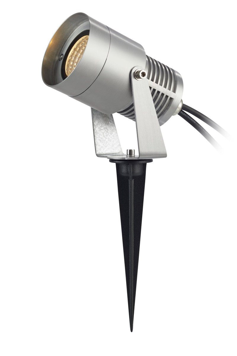 Spotlight 6W Aluminio Garden 24 De Markslöjd - Con iluminación LED fija de 6W y un ángulo de haz de 24 grados, obtendrá un punto de luz eficaz para resaltar detalles en el jardín o en la fachada.