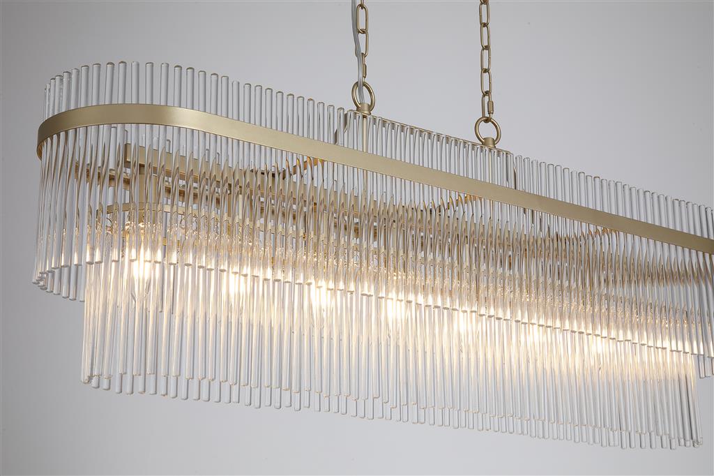 Lara 98cm Oro cepillado cristal De Searchlight - Su estructura ovalada de metal con acabado dorado cepillado está adornada con varillas de vidrio transparente que captan y reflejan la luz como prismas, creando una luz suave y acogedora en la habitación.