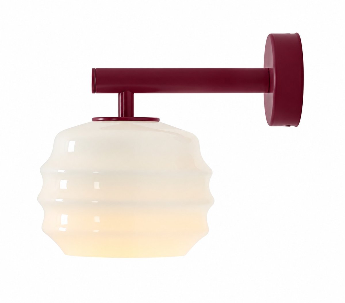 Puff 23cm borgoña lámpara de pared De Artera - Los detalles metálicos en color burdeos crean un hermoso contraste con el cristal claro y le otorgan a la lámpara un brillo cálido.