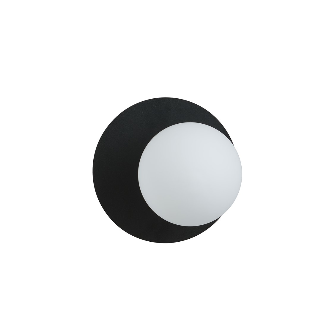 Oslo Ø20 Blanco lámpara de pared De Emibig Lighting - Su fuerza reside en su forma extremadamente duradera, su expresi&oacute;n met&aacute;lica fr&iacute;a, sus superficies lisas y una paleta de colores uniforme: una combinaci&oacute;n que atrae a quienes valoran el orden, la simplicidad y las formas armoniosas.