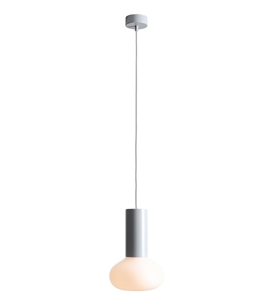 Imagen ampliada de Flo Ø20 Gris Lámpas de techo De Artera - Presenta un elegante marco gris y una pantalla redonda de vidrio blanco que emite una luz suave y agradable.