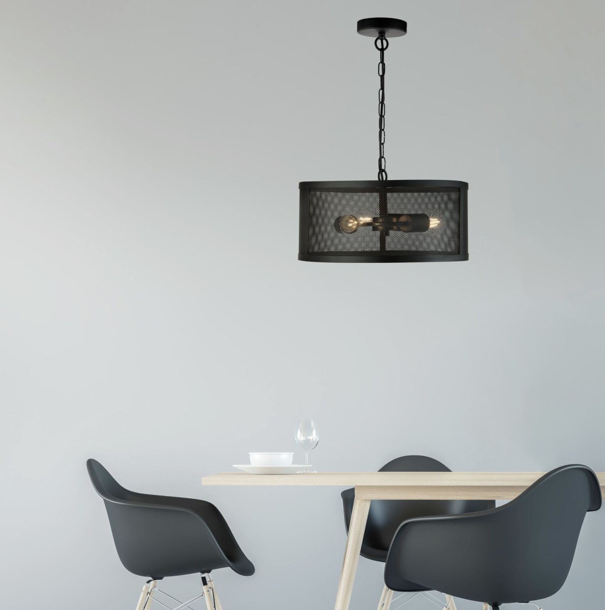 Fishnet Ø45 Negro mate Lámpas de techo De Searchlight - Esta elegante lámpara colgante de rejilla en oro mate encierra una fuente de luz en una hermosa y decorativa jaula de rejilla negra.
