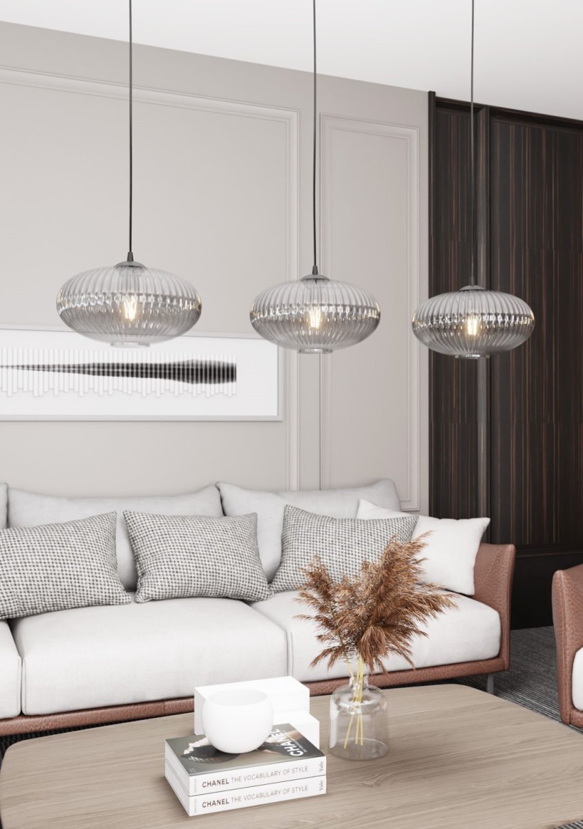 Coco 115cm Color humo Lámpas de techo De Emibig Lighting - Perfecto para salas de estar y comedores: Coco agrega un acento elegante a cualquier estilo de dise&ntilde;o de interiores.