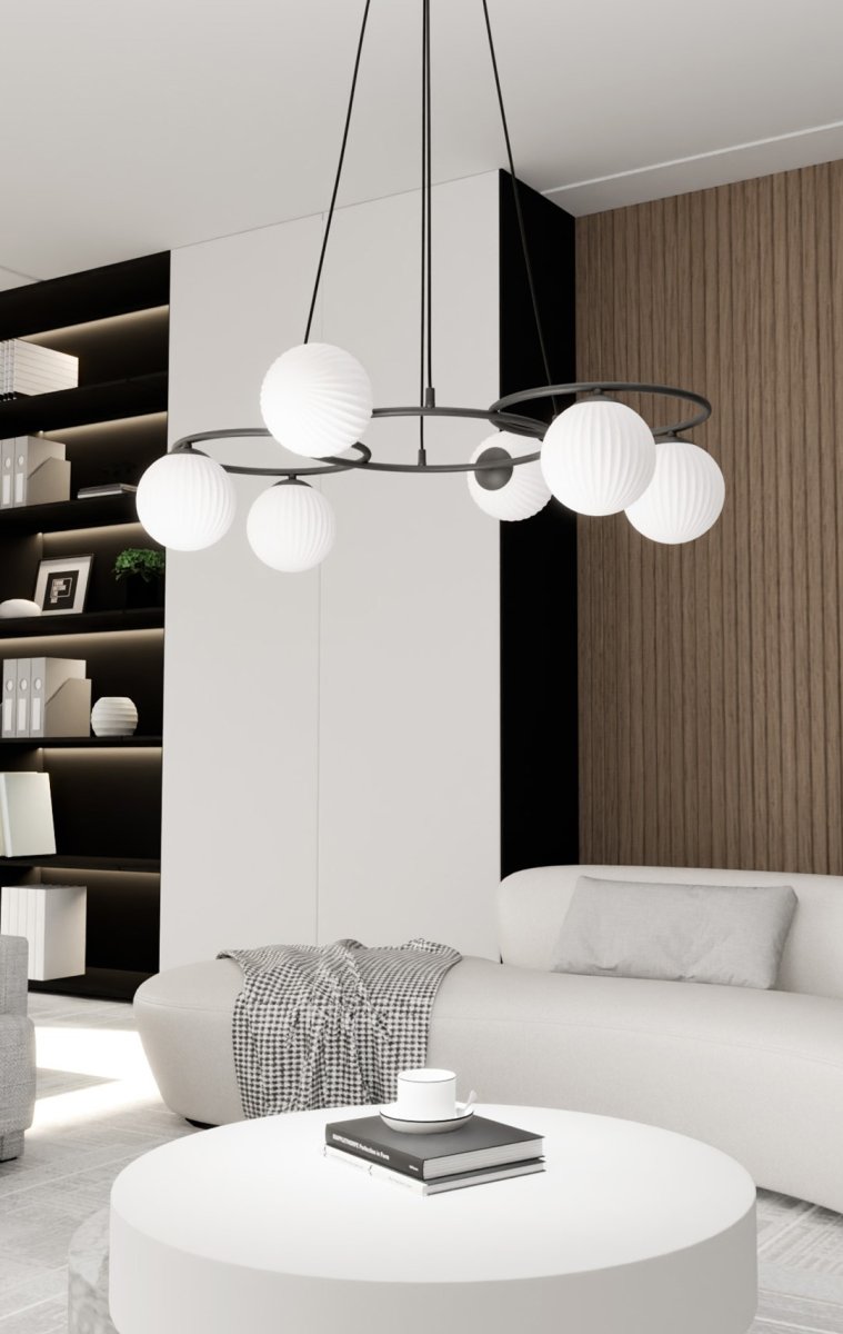 Libra 88cm Blanco Lámpas de techo De Emibig Lighting - Se compone de tres anillos que le dan una expresi&oacute;n ligera y armoniosa, mientras que las c&uacute;pulas de cristal opalino difunden una luz agradable y sin deslumbramientos que crea un ambiente acogedor.