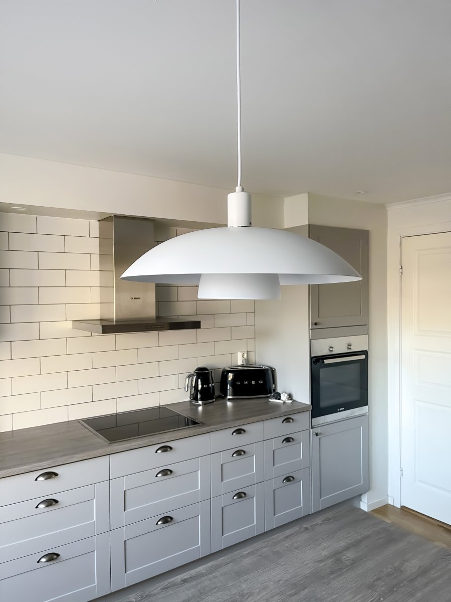 Alfa Ø42 Blanco Lámpas de techo De Aneta Lighting - Caja de techo fabricada en plástico blanco para suspensión con gancho y regleta de bornes.