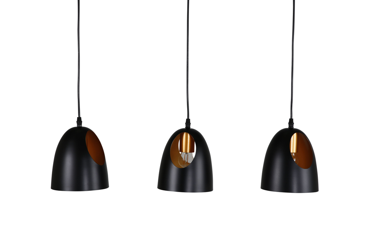 Elda 75cm Negro Lámpas de techo De Venture Design - Con tres pantallas en forma de c&uacute;pula y un interior de color cobre, crea un ambiente c&aacute;lido.