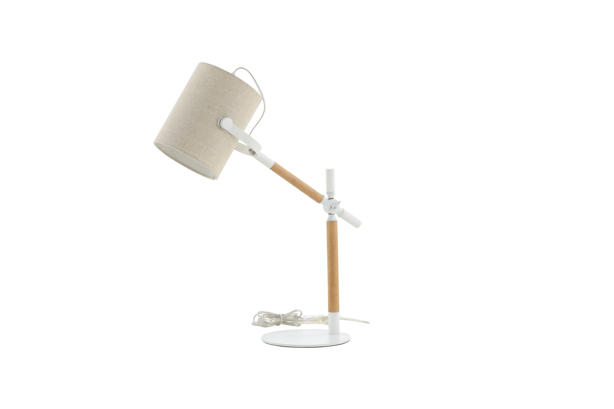 Dennis 66cm Blanco/madera lámpara de escritorio De Venture Design - La pantalla de lino beige proporciona una luz agradable, y la combinaci&oacute;n de metal blanco y detalles de madera la hace elegante y atemporal.