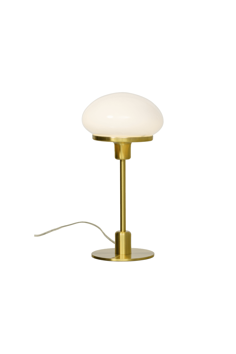 New August 36cm Latón mate lámpara de mesa De Aneta Lighting - Nueva y elegante l&aacute;mpara de mesa de August en un modelo cl&aacute;sico con un dise&ntilde;o m&aacute;s moderno.