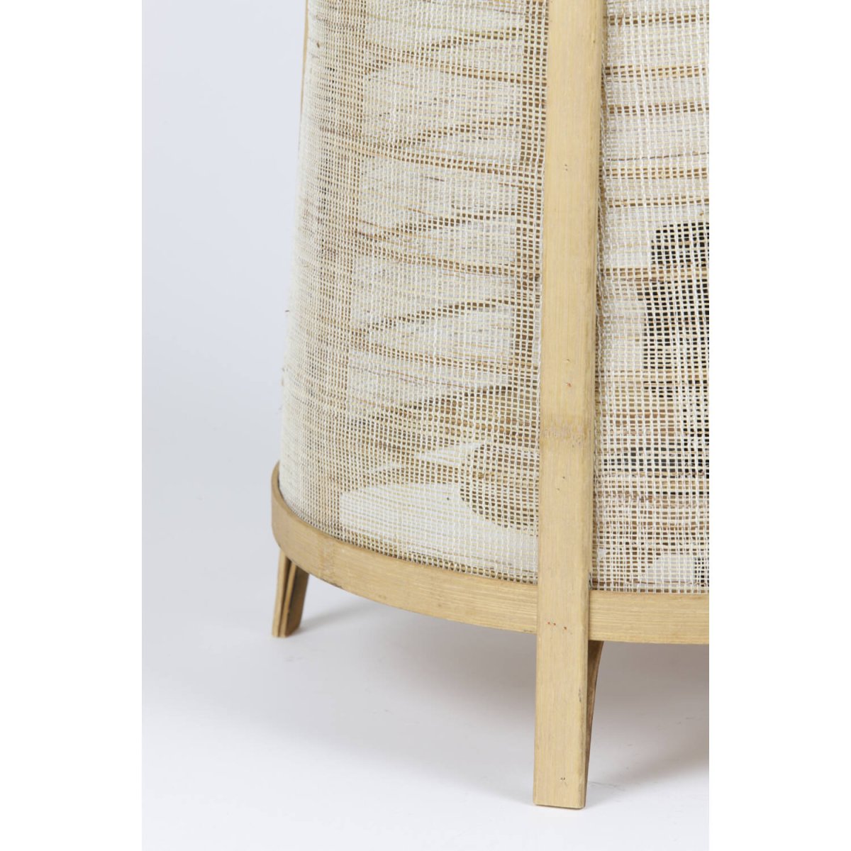Jacinto 60cm Naturaleza lámpara de mesa De Light & Living - Su diseño aireado difunde una luz suave y natural y se adapta perfectamente a cualquier sala de estar, desde el salón hasta el dormitorio.