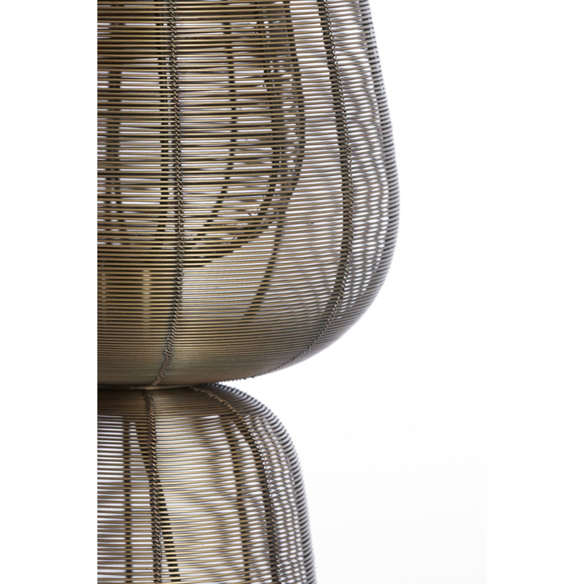 Aboso 54cm Bronce lámpara de mesa De Light & Living - Aboso es una elegante lámpara de mesa de hierro con acabado en bronce, cuyo diseño abierto crea un hermoso juego de sombras.