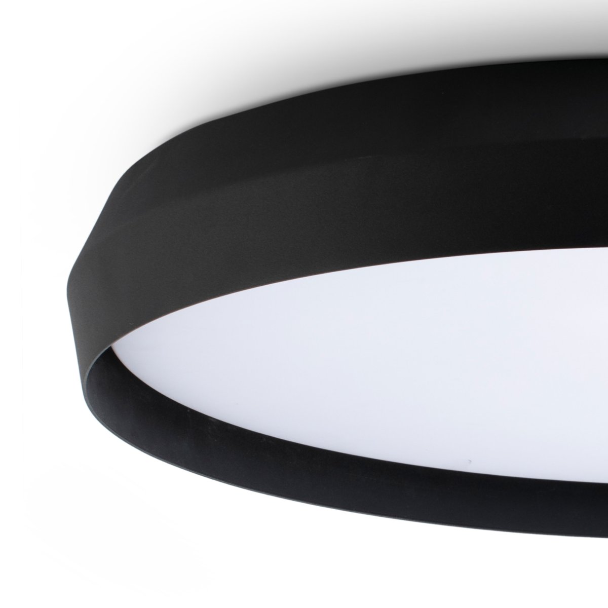 Shoku Ø60 Negro plafón De Faro Barcelona - Su acabado en negro y su sofisticado dise&ntilde;o la convierten en una opci&oacute;n elegante para entornos modernos.