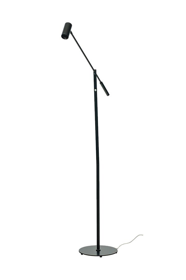 Concord Negro lámpara de pie De Aneta Lighting - Concord con iluminación integrada proporciona una luz blanca cálida y dirigida que se puede atenuar cómodamente mediante el interruptor de encendido en la pared.