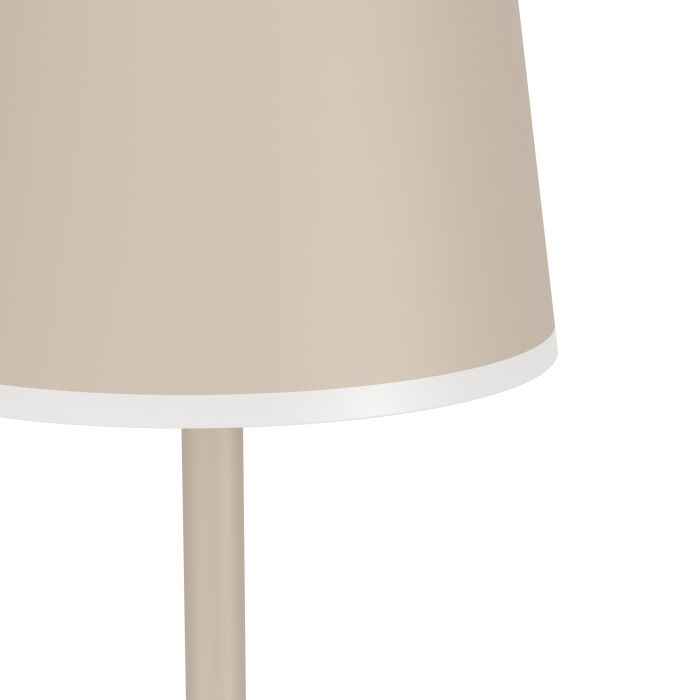 Mannera 140cm Arena portátil De Eglo - La lámpara se puede cargar fácilmente mediante el cable USB incluido y ofrece una gran flexibilidad, ya que también se puede utilizar sin estar conectada a una toma de corriente.