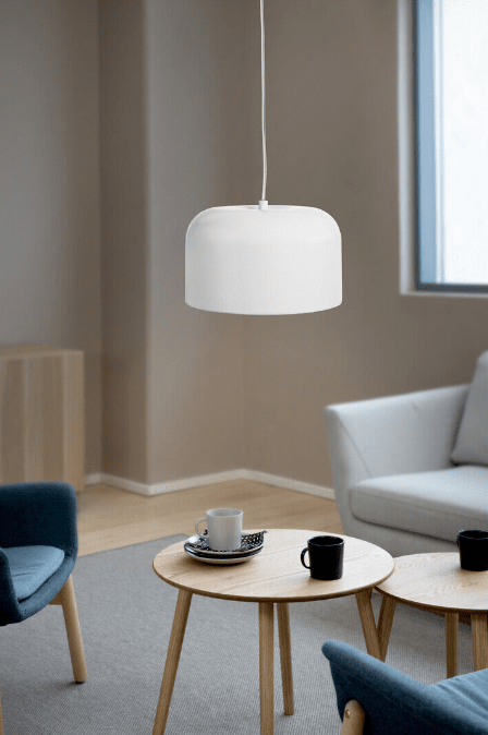 Urban Ø25 Blanco Lámpas de techo De Airam - Col&oacute;calo encima de la mesa del comedor o en la sala de estar.