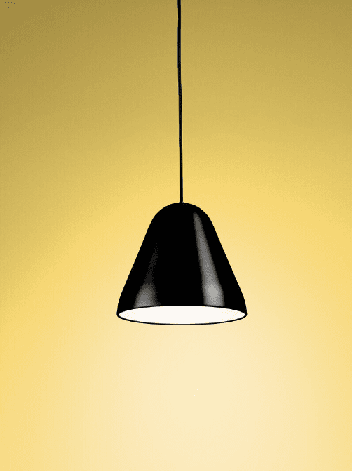 Enna Ø22 Negro Lámpas de techo De Airam - Su forma redondeada le confiere un aspecto suave y moderno, mientras que el difusor blanco bajo la pantalla distribuye la luz de manera uniforme y crea un ambiente acogedor en toda la habitación.
