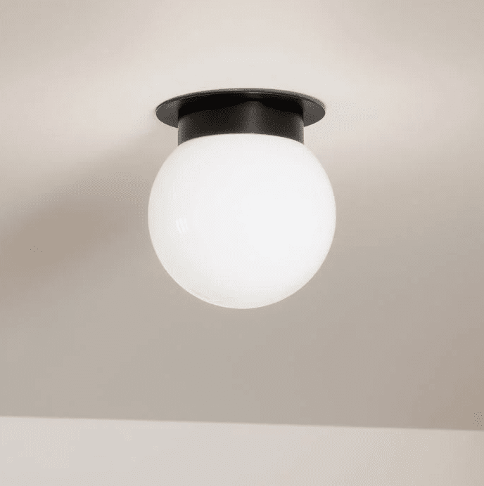 Albers Ø20 Negro plafón De Elstead Lighting - Su elegante dise&ntilde;o con soporte de techo negro complementa una variedad de estilos de interior.