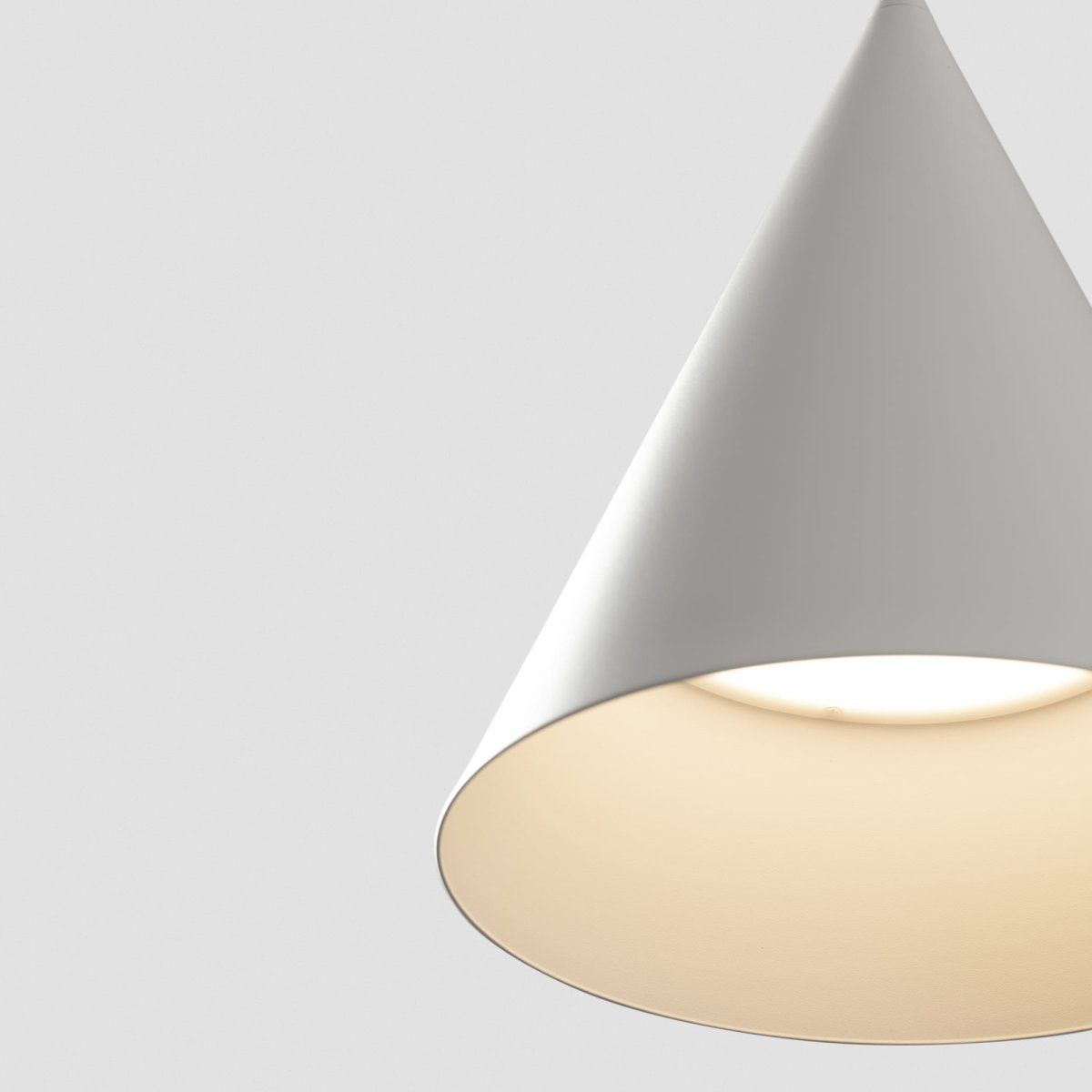 Lina Ø24 Blanco Lámpas de techo De Faro Barcelona - Su elegante dise&ntilde;o es perfecto para entornos que requieren una iluminaci&oacute;n sofisticada pero sutil, ideal sobre mesas, en cocinas o en salones modernos.