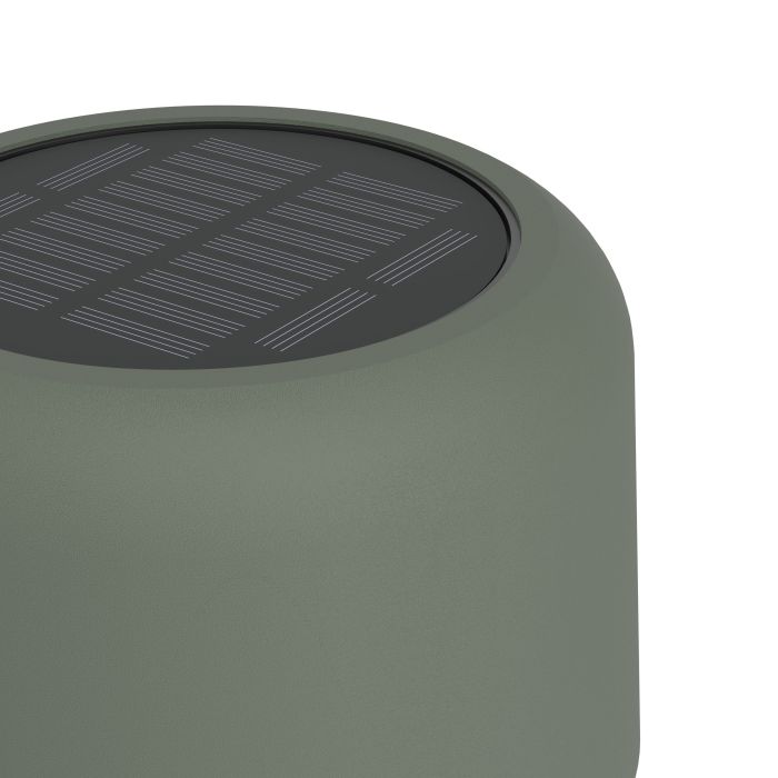 Roccanova 120cm Verde lámpara solar De Eglo - La lámpara se puede cargar cómodamente a través del panel solar o el cable USB incluido y tiene un regulador táctil con tres niveles de brillo para ajustar la iluminación según sea necesario.