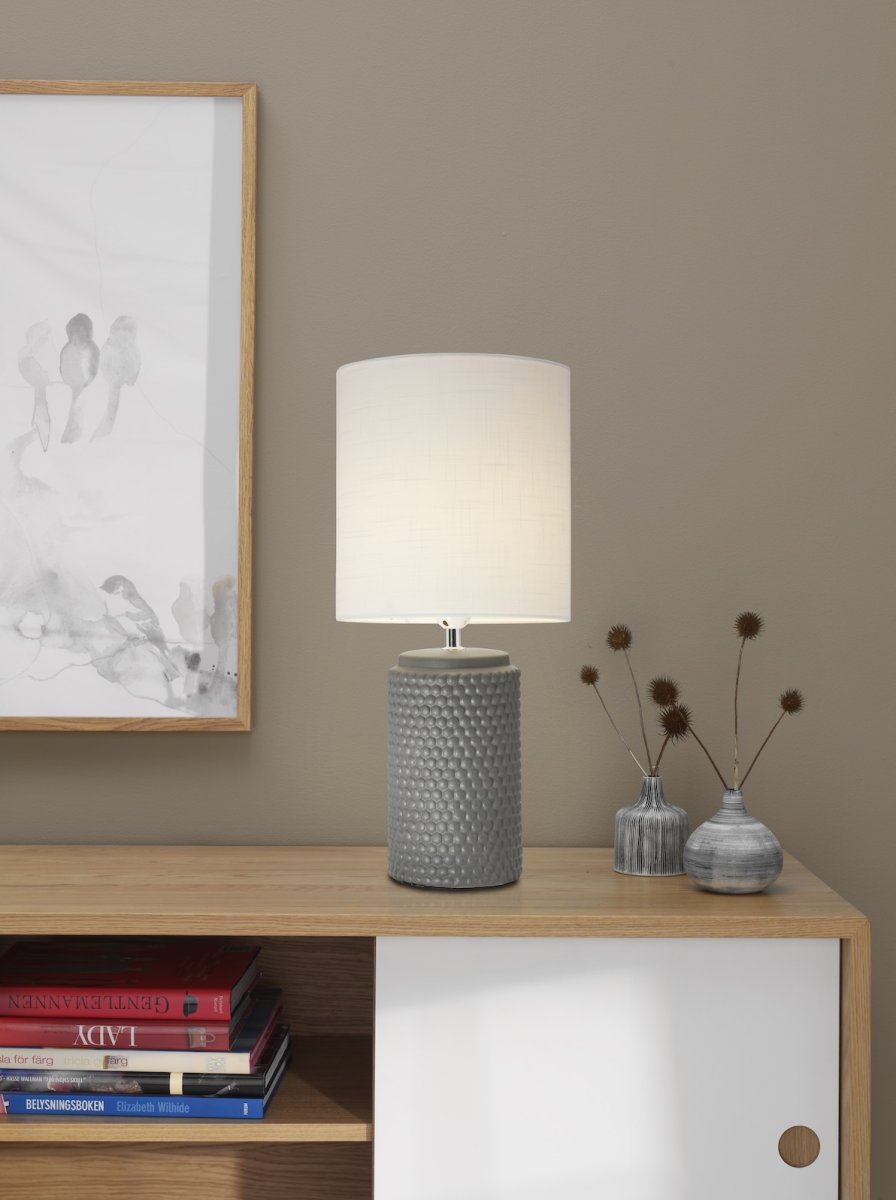 Bubble 50cm Gris lámpara de mesa De Cottex - La l&aacute;mpara de mesa Bubble es una elegante l&aacute;mpara de cer&aacute;mica con una estructura de burbuja &uacute;nica en la base.