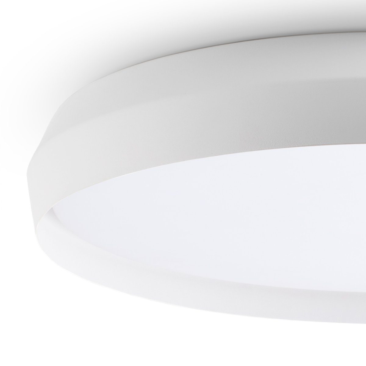 Shoku Ø60 Blanco plafón De Faro Barcelona - Su acabado blanco y su sofisticado dise&ntilde;o la convierten en una opci&oacute;n elegante para entornos modernos.