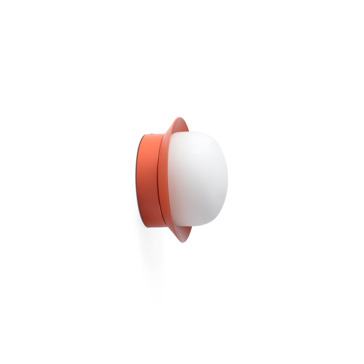 May Ø12 Coral lámpara de baño De Faro Barcelona - Con su acabado coral, su c&aacute;lida distribuci&oacute;n de luz y su grado de protecci&oacute;n IP44, se integra a la perfecci&oacute;n en salones y ba&ntilde;os.