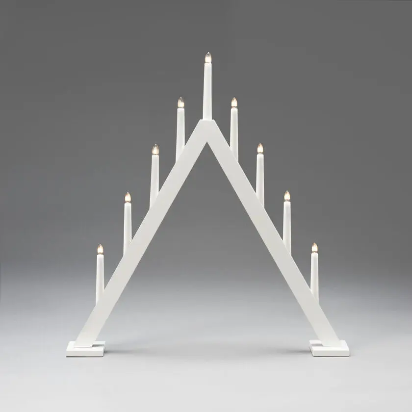 Candelabra 9 Lights Blanco De Konstsmide - Crea un ambiente navide&ntilde;o moderno y elegante con este elegante candelabro de Adviento de madera lacada en blanco.