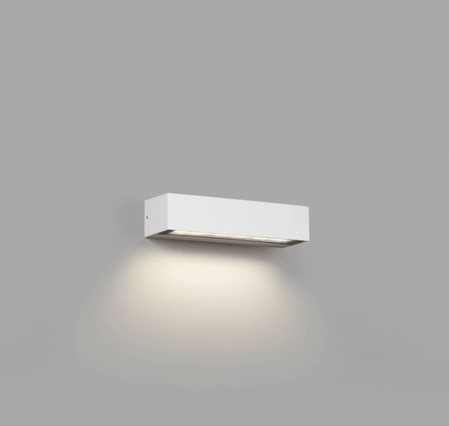 Lako Blanco lámpara de exterior De Faro Barcelona - Este aplique de pared blanco con tecnolog&iacute;a LED tiene un grado de protecci&oacute;n IP65 y por tanto ofrece un alto nivel de protecci&oacute;n.